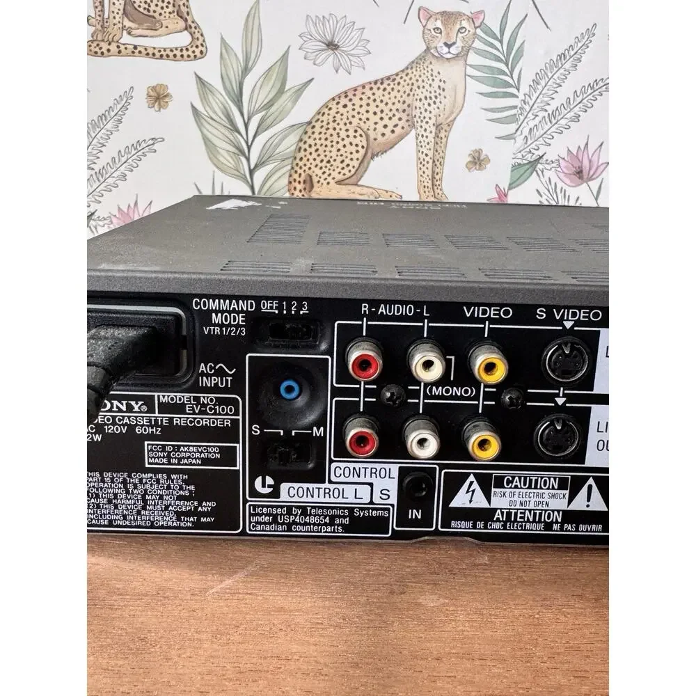 Sony EV-C100 Hi8 Video8 8mm Video 8 Player Recorder For Parts Or Repair (READ)